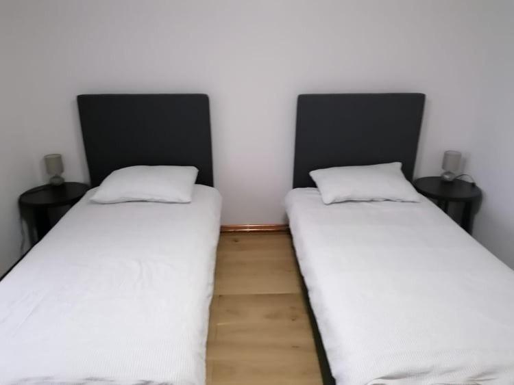 Apartment Prozor Otočac Eksteriør bilde